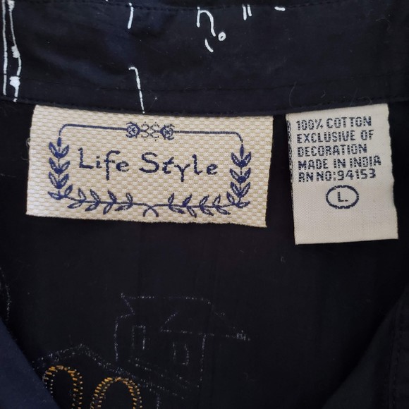 Life Style Travel Landmarks Embroidered Artwork Short Sleeve Shirt, Black, Sz L - Picture 9 of 10